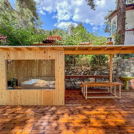 فندق Semiramis Boutique &