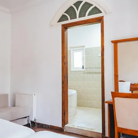 فندق Semiramis Boutique &