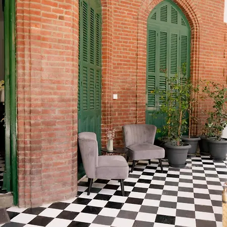 Szálloda Semiramis Boutique & *