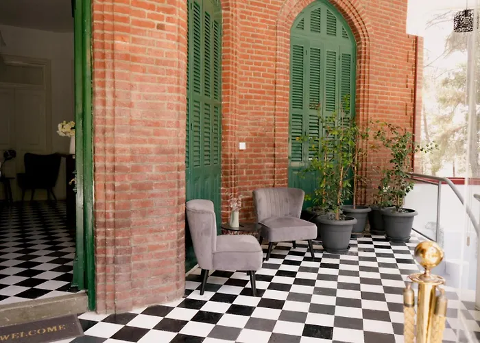 Hotel Semiramis Boutique & *